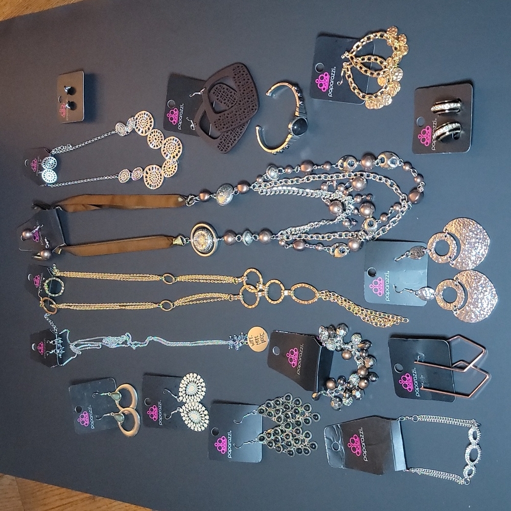 Paparazzi Jewelry Bundle of 16 NWT Necklaces Earrings Bracelets 1F